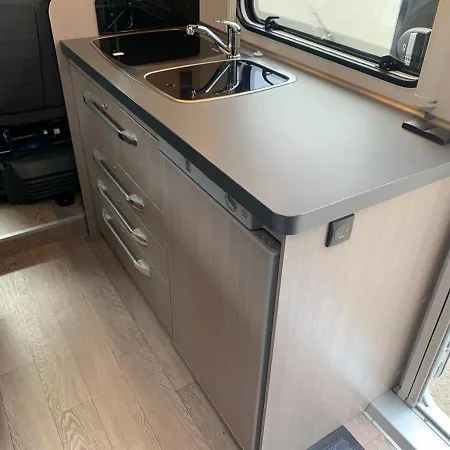 Caravan *